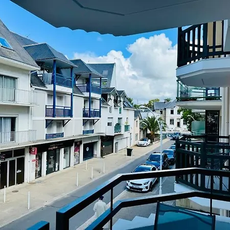 Un Nid Au Marche A 아파트