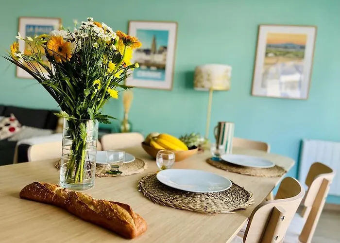 Un Nid Au Marche A Apartment